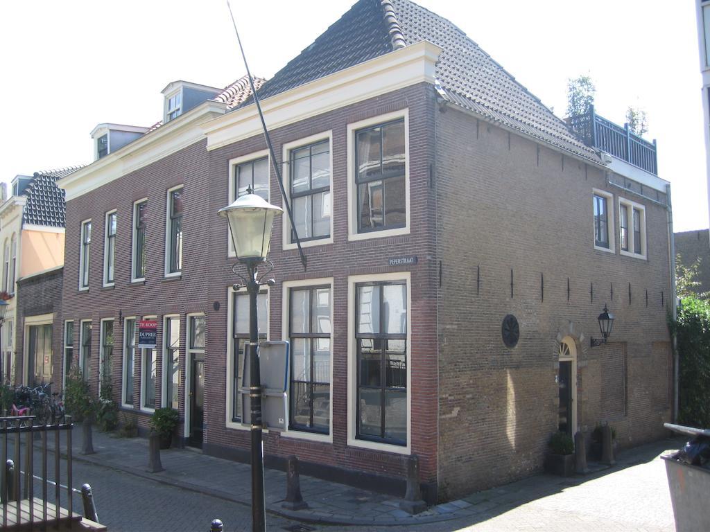 B&B De Kamer Hiernaast Gouda Dış mekan fotoğraf