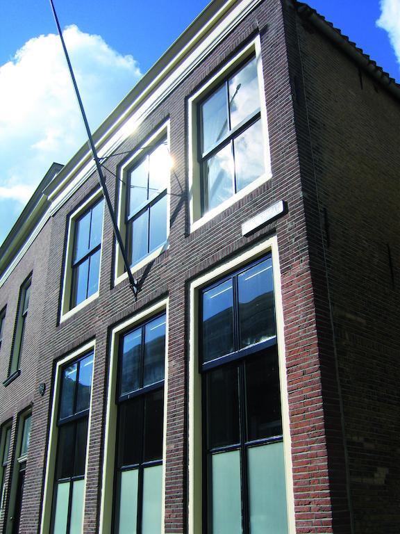 B&B De Kamer Hiernaast Gouda Dış mekan fotoğraf
